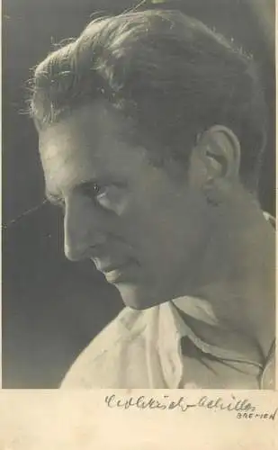 Vintage Atelier Studio Lorisch-Achilles photography anonymous person portrait photo