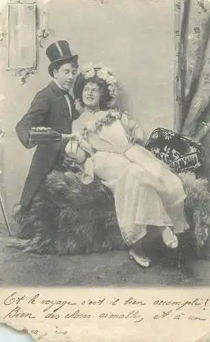 Postcard romance charm elegance newlywed lovers couple gallantry