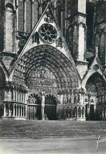 Post card France Bourges La Cathedrale Porche Central