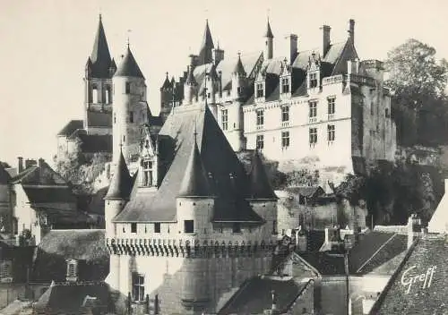 Les Chateaux de la Loire Postcard France Loches le chateau royal XV siecle