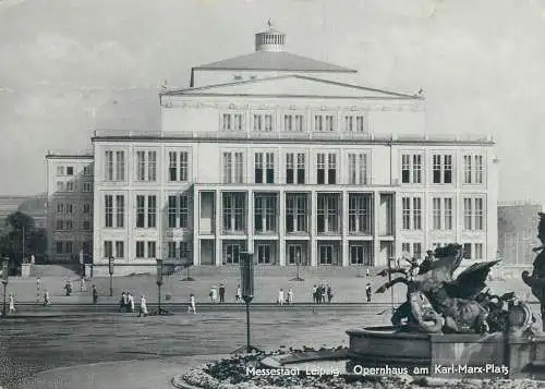 Postcard Germany Messestadt Leipzig Opernhaus am Karl Marx Platz