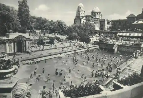 Postcard Hungary Budapest Gellert spa