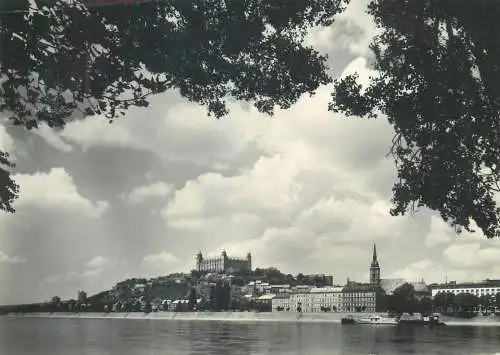 Post card Slovakia Bratislava - the Castle