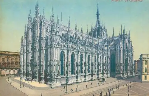Postcard Italy Milano La Cattedrale