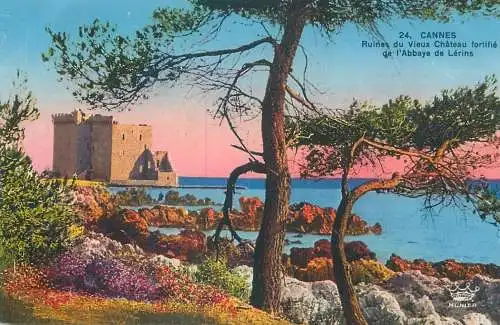 Postcard France Ruines du vieux chateau fortifiee de l'Abbaye de Lerins