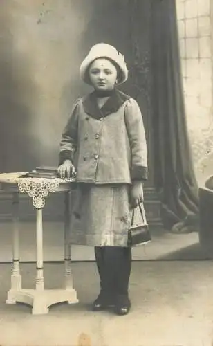 Children portraits & scene vintage photography elegant dressed girl with hat and purse