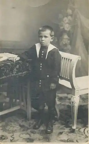 Children portraits & scene vintage photography boy elegance 1900s