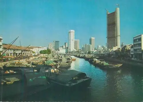Postcard Asia Singapore river and tongkangs skyscraper skyline