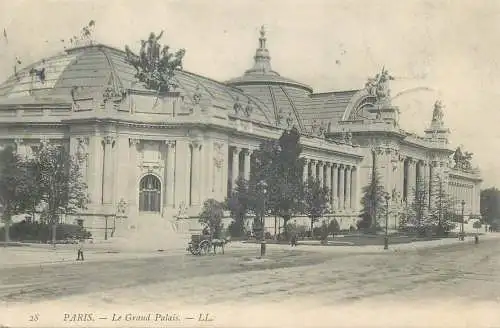 Postcard France Paris Le Grand Palais