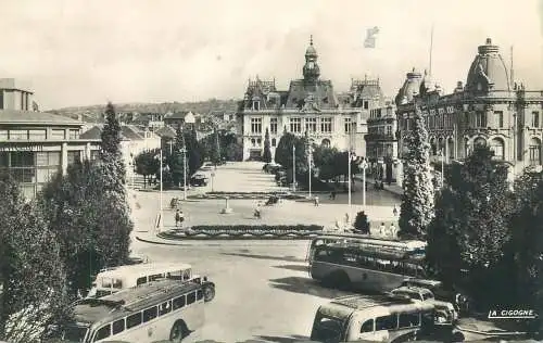 cpsm France Allier > Vichy reine des villes d'Eaux 1964