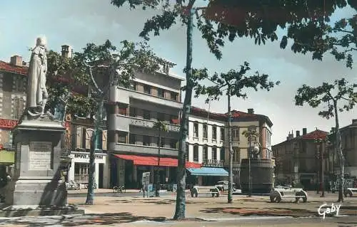 cpsm France Tarn > Gaillac place de la liberation