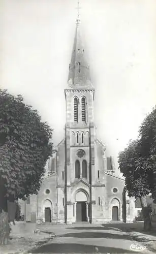 cpsm France Allier Chantelle le chateau eglise