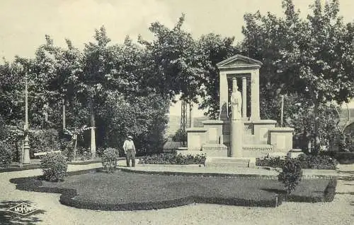 cpsm France Aude Fabrezan le monument aux Morts