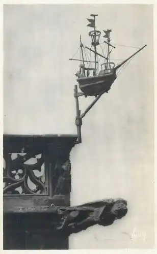cpsm France Pyrénées Orientales Perpignan details de la Loge le vaisseau et la gargouille