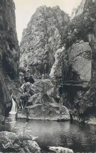 cpsm France Pyrénées Orientales Amelie-les-Bains gorges du Mondony source Renale