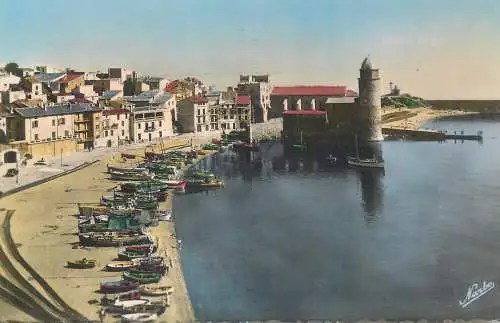 cpsm France Pyrénées Orientales > Collioure l'eglise fortifiee Saint-Vincent 1956