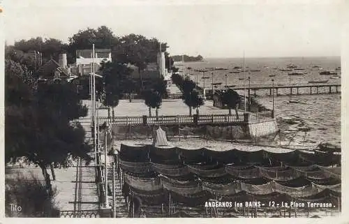 cpsm France Andernos les Bains la place terasses