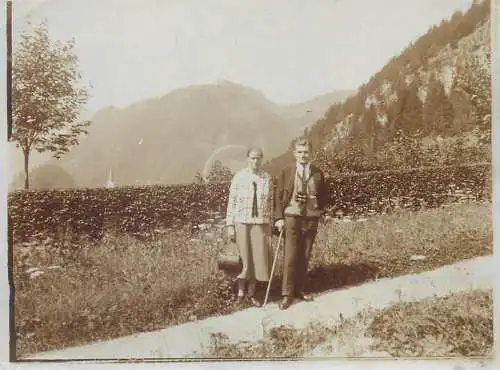 Photo ca. 9x12 cm social history hikers mountain