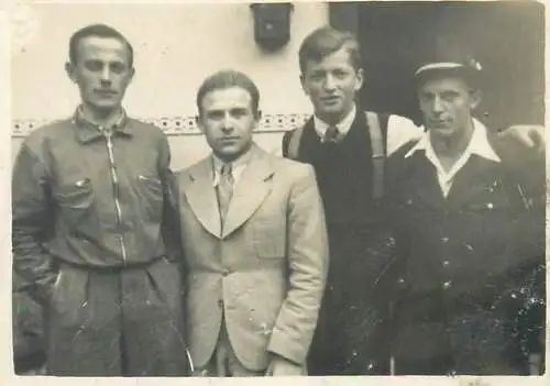 Photo ca. 6 x 9 cm social history elegant men hat
