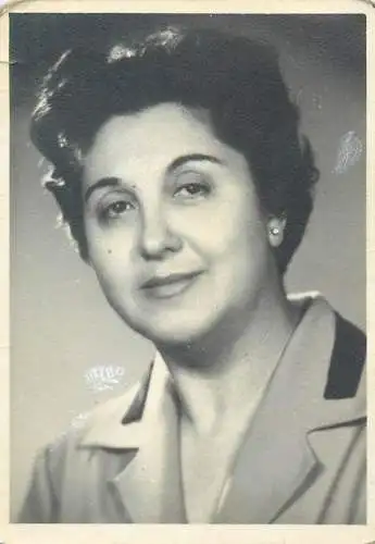 Photo ca. 6 x 9 cm social history elegant woman 1960