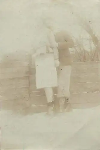 Photo ca. 6 x 9 cm social history women scene