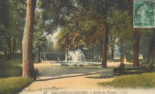 Postcard France Bagneres de Bigorre jardin des Vignaux