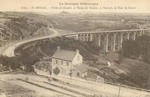 France Postcard cpa La Bretagne pittoresque St Brieuc Vallee de Gouedic et Viaduc de Toupin
