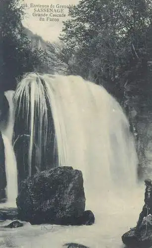 France Postcard cpa Dauphine environs de Grenoble Sassenage Grand Cascade du Furon