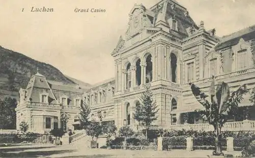 France Postcard cpa Luchon Grand Casino