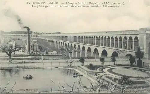 France Postcard cpa Montpellier L'Aqueduc du Peyrou