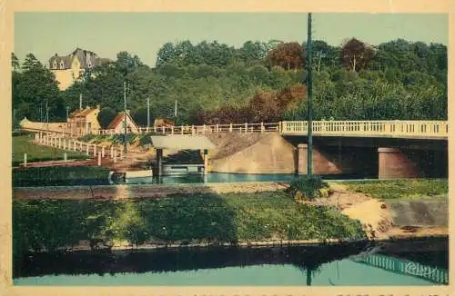 France Postcard Louviers Le Pont le Canal et le Chateau