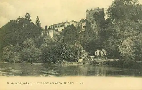 France Postcard cpa Sauveterre vue prise des Bords du Gave