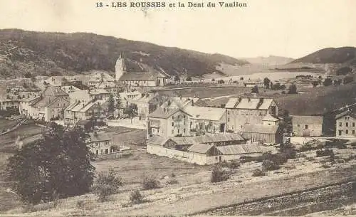 France Postcard cpa Les Rousses et la Dent du Vaulion
