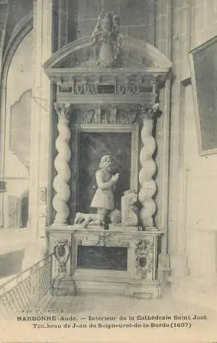 France Postcard cpa Narbonne Interieur de la Cathedrale Saint Just Tombeau de Jean Seigneuret de la Borde