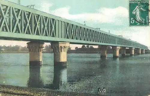 France Postcard Bordeaux La Passerelle