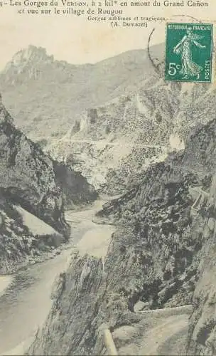 France Postcard cpa Les Gorges du Verdon et vue sur le village de Rougon paysage de montagne pittoresque