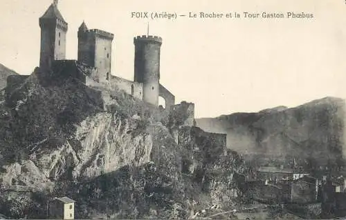 cpa France Post card Foix (Ariege) Le Rocher et la Tour Gaston