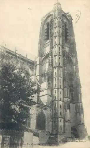 cpa France Post card Bourges La Cathedrale La Tour