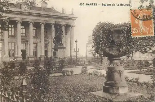 cpa France Postcard Nantes square de la Bourse