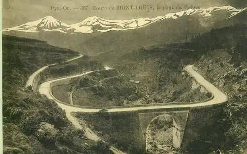 France cpa Postcard Route de Mont-Louis le Pont deFetges vue generale