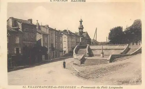 France cpa Postcard L'Aveyron Illustree Villefranche-de-Rouergue Promenade du Petit Languedoc