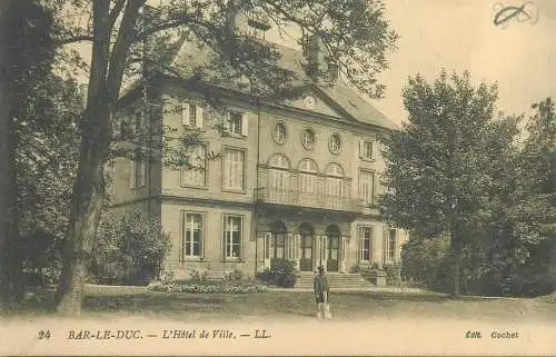 France cpa Postcard Bar le Duc L'Hotel de Ville