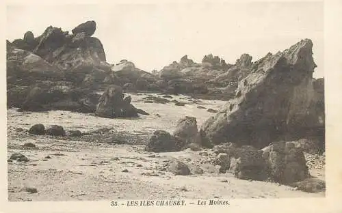 France Postcard Les Iles Chausey Les Moines