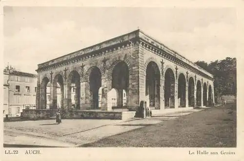 France cpa Postcard Auch La Halle aux Grains
