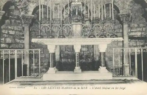 France cpa Postcard Saintes Maries de la Mer Church L'Autel Majeur