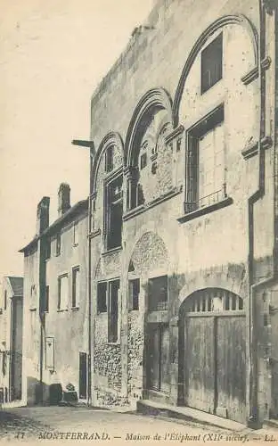 France cpa Postcard Montferrand Maison de l'Elephant