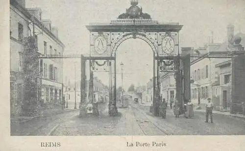 France CPA Postcard Reims La Porte Paris