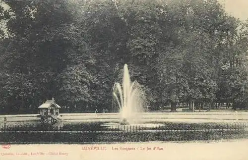CPA Postcard France Luneville Les Bosquets Le Jet d'Eau