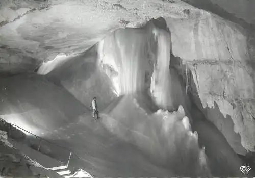 Postcard Austria Dachstein Giant Ice Cave (Dachstein Riesen-Eishöhle)