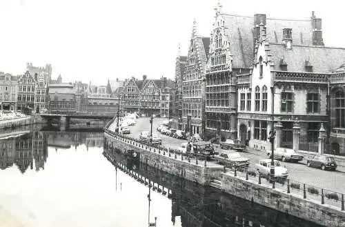 Postcard Belgium > East Flanders > Gent the old guild-hall